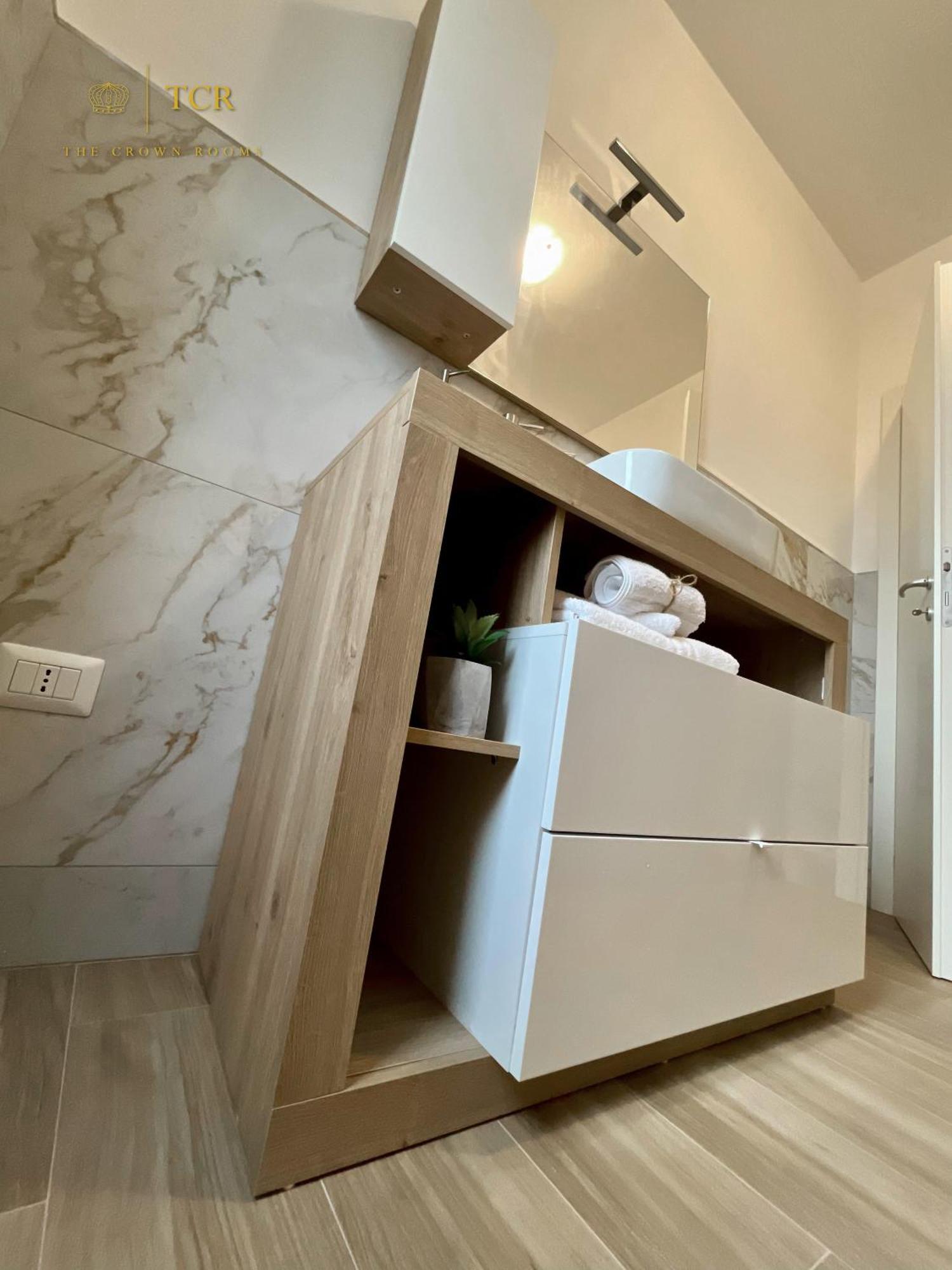 The Crown Rooms Alghero Bagian luar foto